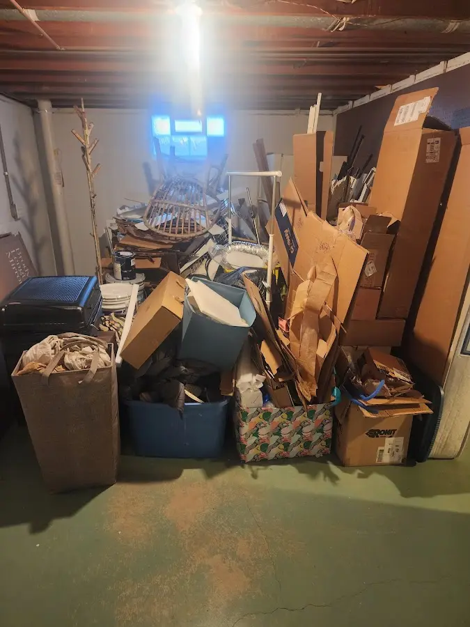 Roll-off dumpster container at job site for Construction Dumpster Rental in Los Altos